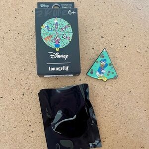 Disney Loungefly Pin Mickey and Friends Flower Field Puzzle Series Donald Duck